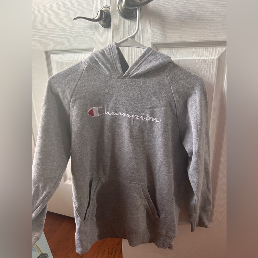 kids large champion hoodie